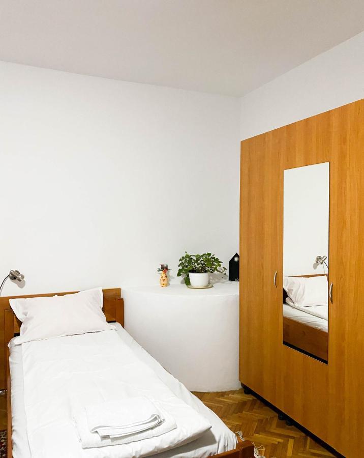 Casa Zana Buna Gherla ภายนอก รูปภาพ